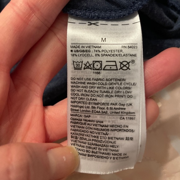 Gap Fit Blue Short Sleeves Open Back Athletic Top - Picture 9 of 9